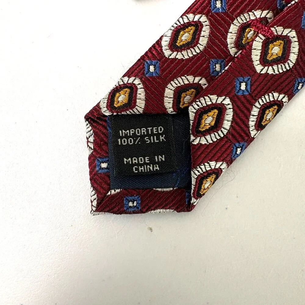 Jos A Bank Tie 100% Silk Necktie Maroon Gold Geometric‎ Medallion Print